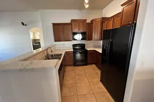 2725 E Mine Creek Rd, Phoenix, AZ 85024 - Photo 3