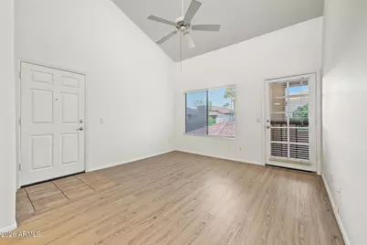 7008 E Gold Dust Avenue #Apt 214, Paradise Valley, AZ 85253 - Photo 3
