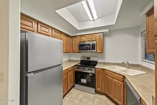 7008 E Gold Dust Ave, Paradise Valley, AZ 85253 - Photo 7
