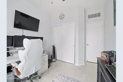 17248 W Smokey Drive, Surprise, AZ 85388 - Photo 15