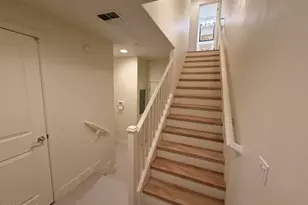 17850 N 68th St, Phoenix, AZ 85054 - Photo 3