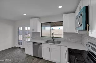 2032 W Obispo Ave, Mesa, AZ 85202 - Photo 11