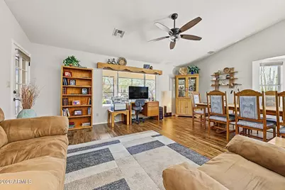 8956 E Saguaro Blossom Road, Gold Canyon, AZ 85118 - Photo 11