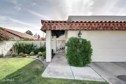 5718 N Scottsdale Road, Paradise Valley, AZ 85253 - Photo 1