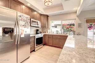 5718 N Scottsdale Rd, Paradise Valley, AZ 85253 - Photo 7