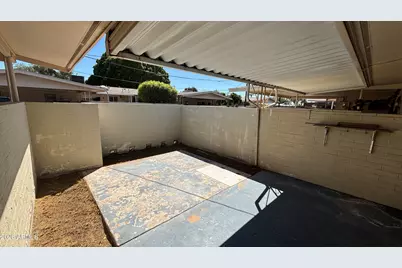 10537 W Coggins Drive, Sun City, AZ 85351 - Photo 13