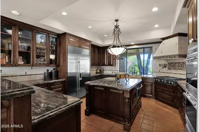 8129 N 54th Street N, Paradise Valley, AZ 85253 - Photo 9