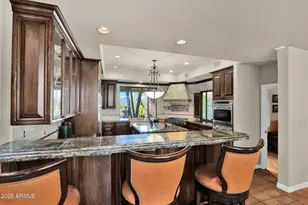 8129 N 54th Street N, Paradise Valley, AZ 85253 - Photo 13