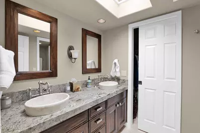 8129 N 54th Street N, Paradise Valley, AZ 85253 - Photo 37
