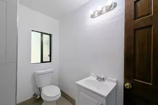 2443 E Earll Dr, Phoenix, AZ 85016 - Photo 47
