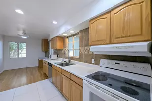 2443 E Earll Dr, Phoenix, AZ 85016 - Photo 17