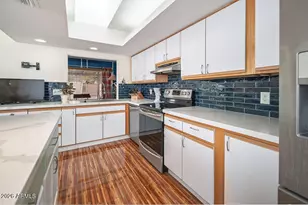11428 S Mohave St, Phoenix, AZ 85044 - Photo 9