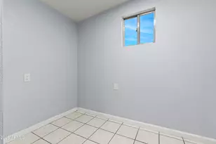 1265 Andrea Dr, Sierra Vista, AZ 85635 - Photo 9