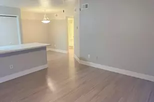 533 W Guadalupe Rd, Mesa, AZ 85210 - Photo 3
