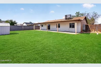 7131 W Cochise Drive, Peoria, AZ 85345 - Photo 7