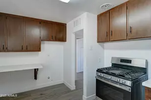 709 W 2nd Pl, Mesa, AZ 85201 - Photo 13
