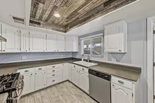7008 N 14th Pl, Phoenix, AZ 85020 - Photo 17