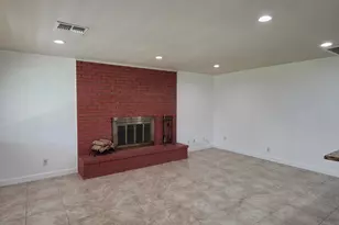 5201 W Royal Palm Rd, Glendale, AZ 85302 - Photo 9
