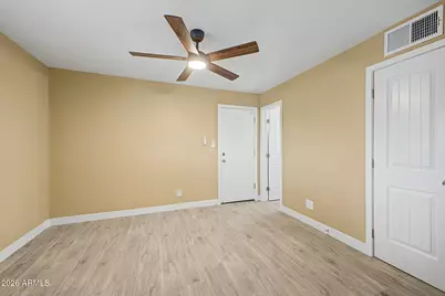 8307 N 29th Avenue, Phoenix, AZ 85051 - Photo 15