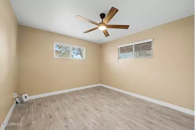8307 N 29th Avenue, Phoenix, AZ 85051 - Photo 19