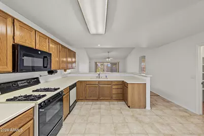 20832 N 109th Drive, Peoria, AZ 85373 - Photo 17