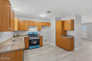 100 Arrowhead Dr, Huachuca City, AZ 85616 - Photo 9