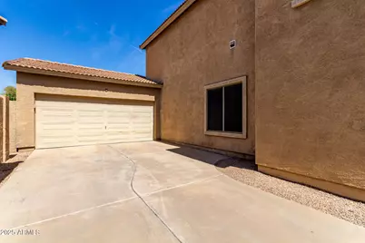 560 E Rainbow Drive, Chandler, AZ 85249 - Photo 3