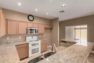 560 E Rainbow Dr, Chandler, AZ 85249 - Photo 19