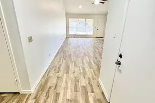 7145 W Sierra Vista Dr, Glendale, AZ 85303 - Photo 7