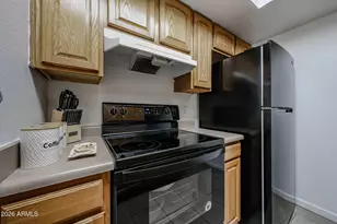 925 W Peoria Ave, Phoenix, AZ 85029 - Photo 11