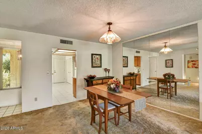 9820 W Kerry Lane, Peoria, AZ 85382 - Photo 5