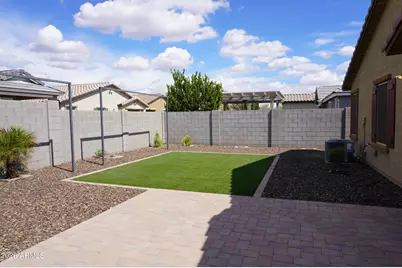654 E Buckingham Avenue, Gilbert, AZ 85297 - Photo 13