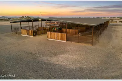 46629 W Luray Road, Wickenburg, AZ 85390 - Photo 23
