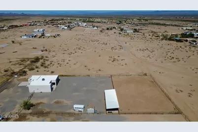 28647 N 257th Drive, Wittmann, AZ 85361 - Photo 3