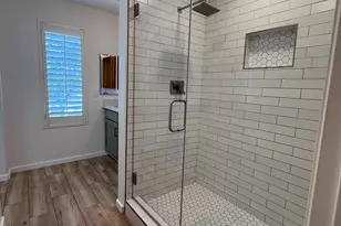 3769 E Kerry Ln, Phoenix, AZ 85050 - Photo 9