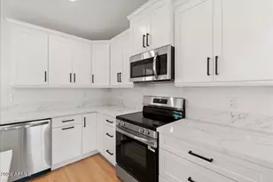 23144 W Lone Mountain Rd, Wittmann, AZ 85361 - Photo 25
