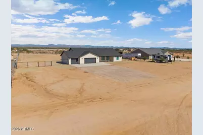 23144 W Lone Mountain Road, Wittmann, AZ 85361 - Photo 41
