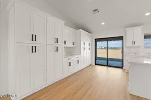 23144 W Lone Mountain Rd, Wittmann, AZ 85361 - Photo 21