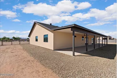 23144 W Lone Mountain Road, Wittmann, AZ 85361 - Photo 5