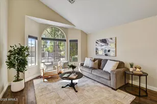 2928 E Pontiac Dr, Phoenix, AZ 85050 - Photo 1