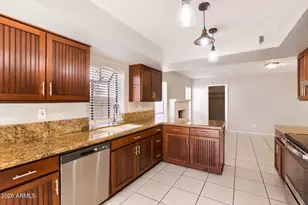5409 W Desert Hills Dr, Glendale, AZ 85304 - Photo 9