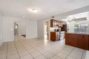 5409 W Desert Hills Dr, Glendale, AZ 85304 - Photo 11