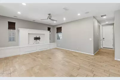 15918 S 11th Way, Phoenix, AZ 85048 - Photo 9