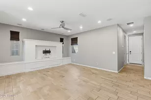 15918 S 11th Way, Phoenix, AZ 85048 - Photo 9