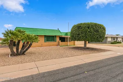 9629 W Glen Oaks Circle N, Sun City, AZ 85351 - Photo 1
