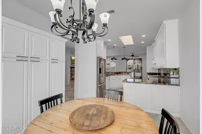 15776 W Silver Breeze Drive, Surprise, AZ 85374 - Photo 9