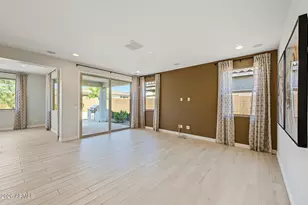 8924 W Vermont Ave, Glendale, AZ 85305 - Photo 9