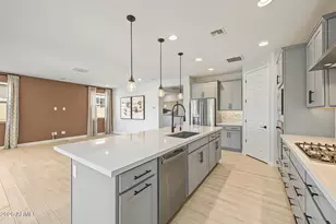 8924 W Vermont Ave, Glendale, AZ 85305 - Photo 13