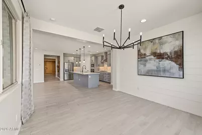 8924 W Vermont Avenue, Glendale, AZ 85305 - Photo 7