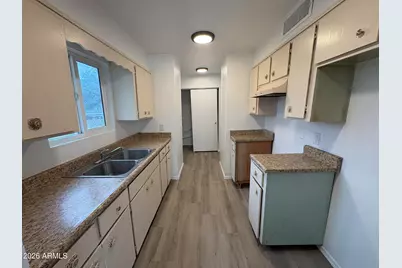 674 E Lesli Drive, Benson, AZ 85602 - Photo 7